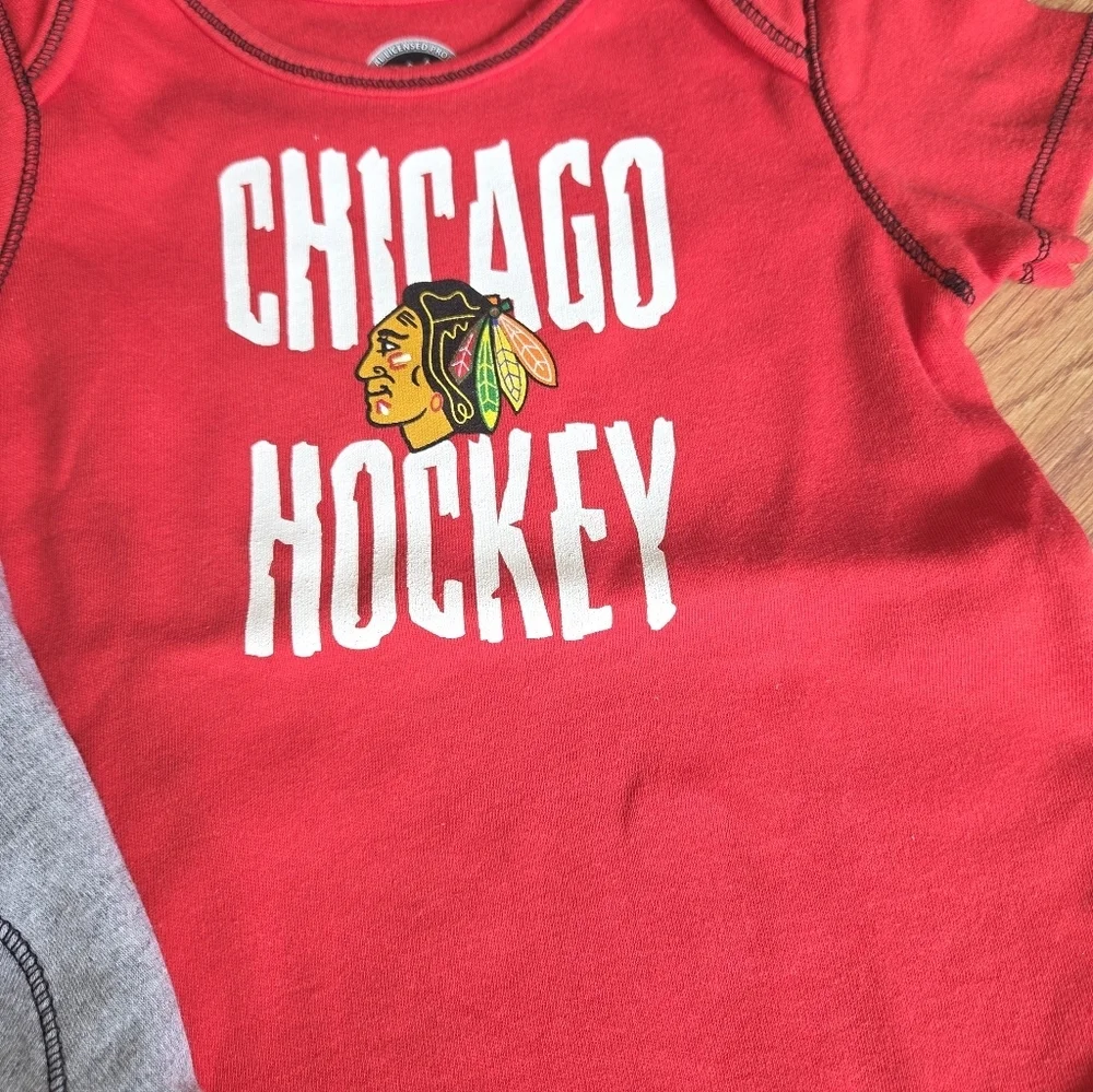 NHL Chicago Blackhawks Baby 12 Months Bodysuit 3pc Hockey NWT 100% Cotton
